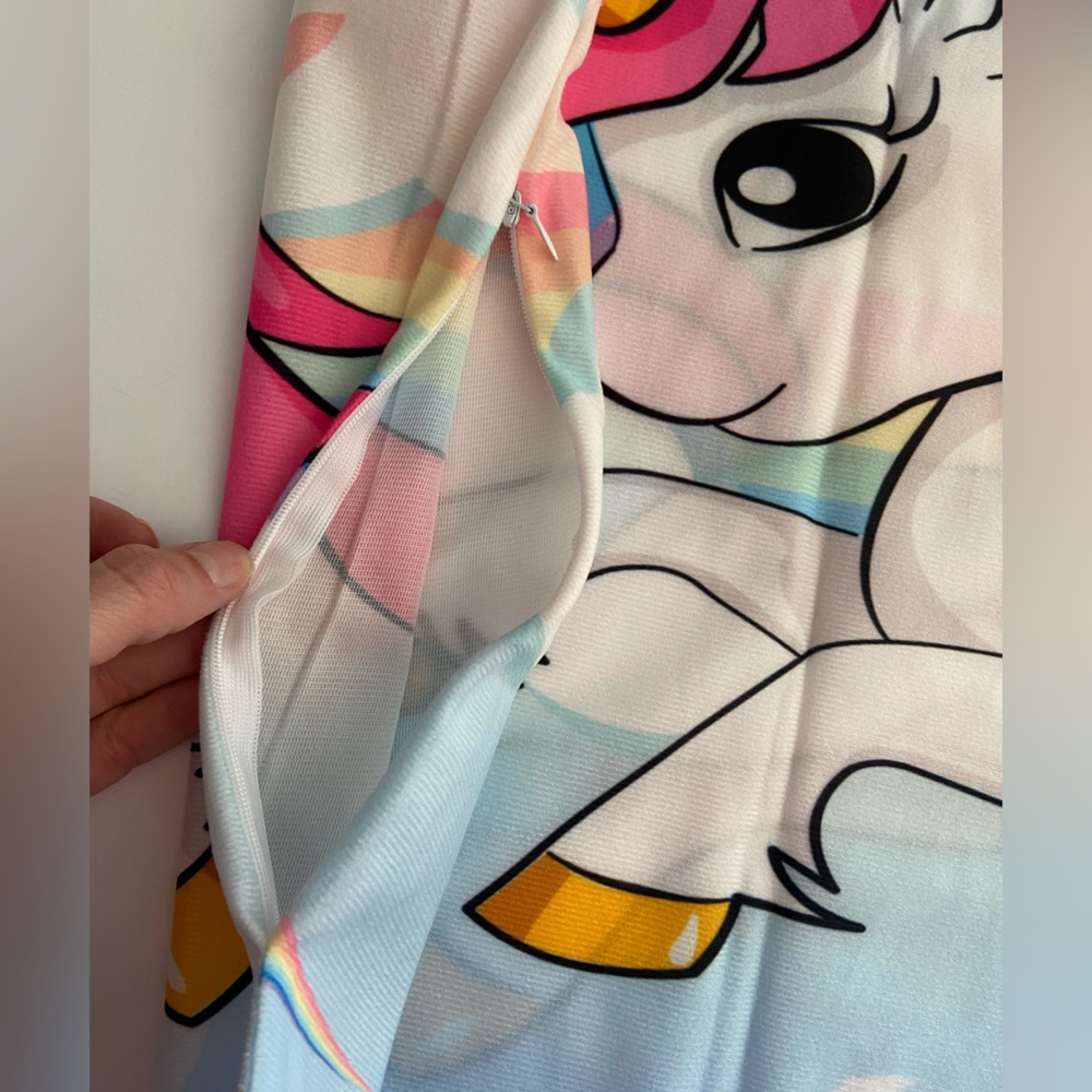 Children’s unicorn pillow case *FREE w/ any purchase - Picture 8 of 10
